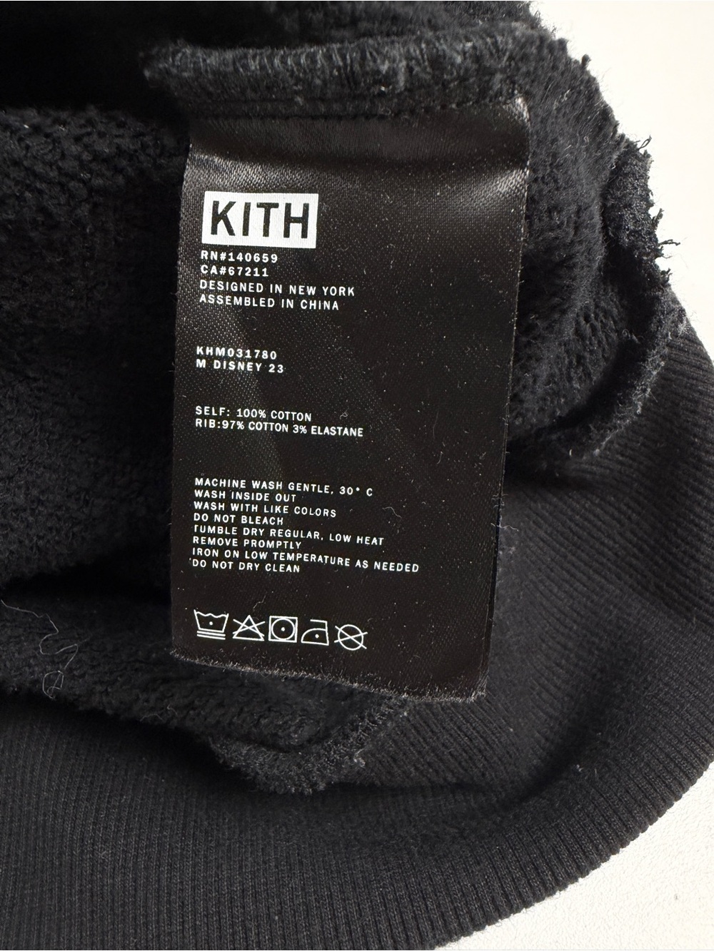 Kith Disney Embroidered Mickey Mouse Crewneck Sweatshirt Medium Black - Picture 7 of 10